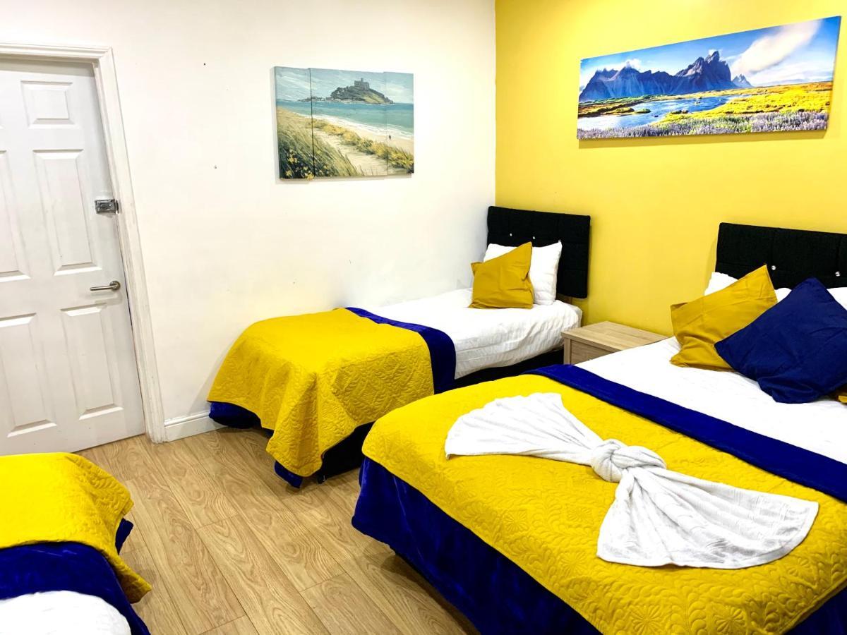 London 2 Bedroom Apartment, Kitchen, Reception And Private Garden Екстериор снимка